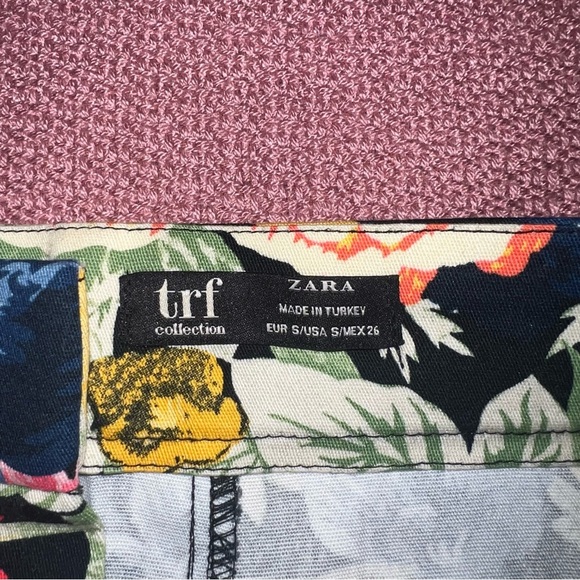 ZARA Trafaluc PRINTED DRAPED‎ TOP FLORAL CROPPED top size XS / shorts size S - Picture 10 of 10